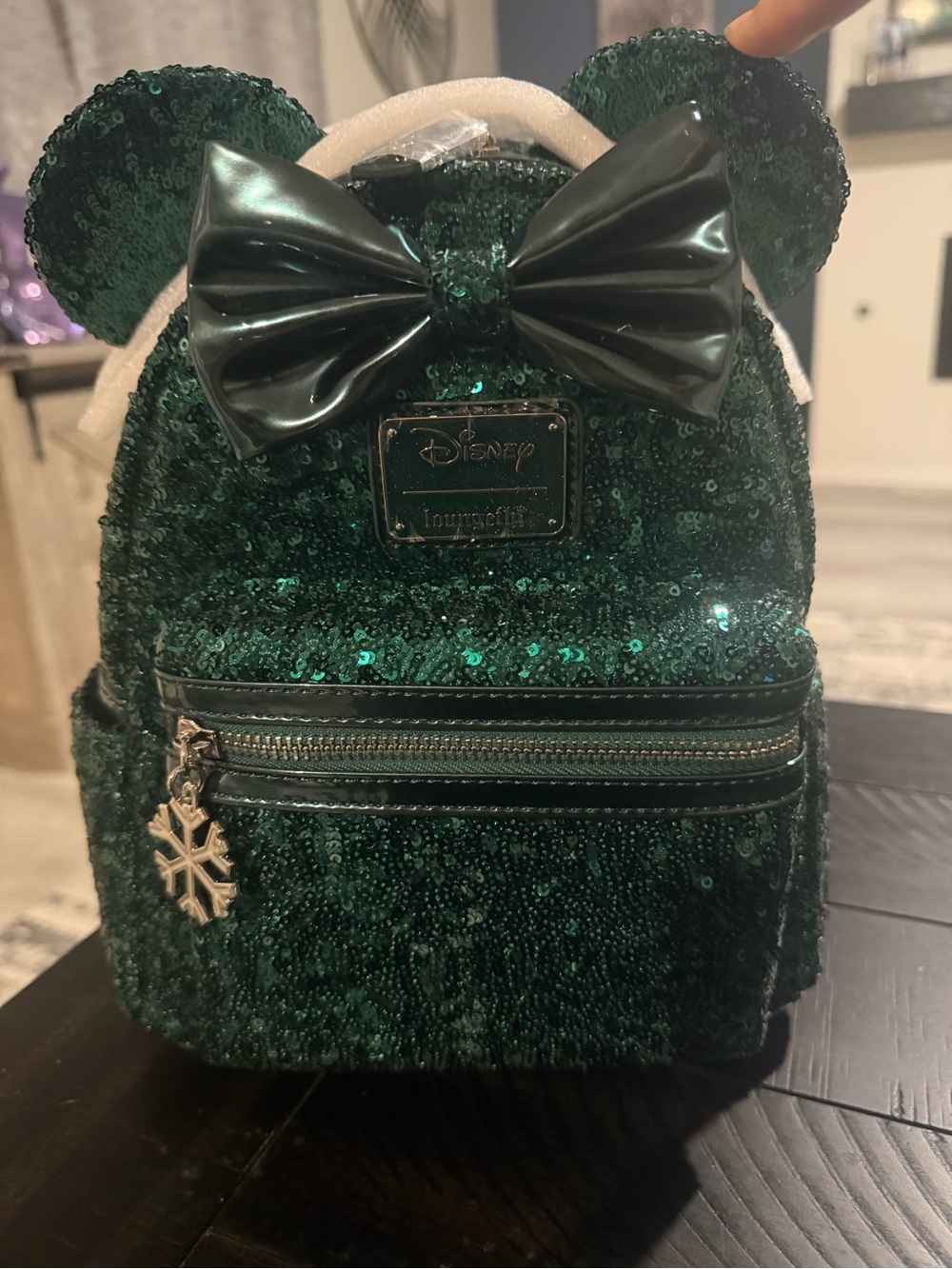 NWT Disney Emerald Green Sequins Minnie Mouse Mini Backpack